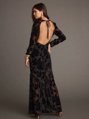 black drop waist long dress Coco Dropped Waist Maxi Dress / Black | MESHKI main image 0